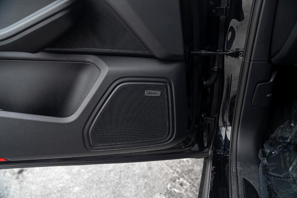 used 2025 Porsche Macan car, priced at $69,900