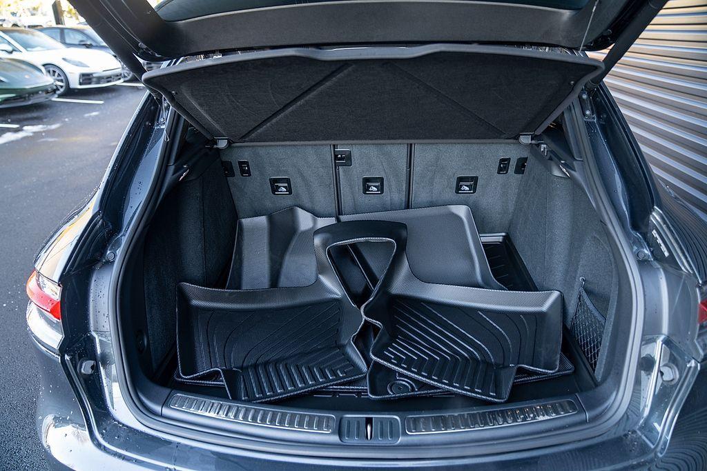 used 2025 Porsche Macan car, priced at $61,900