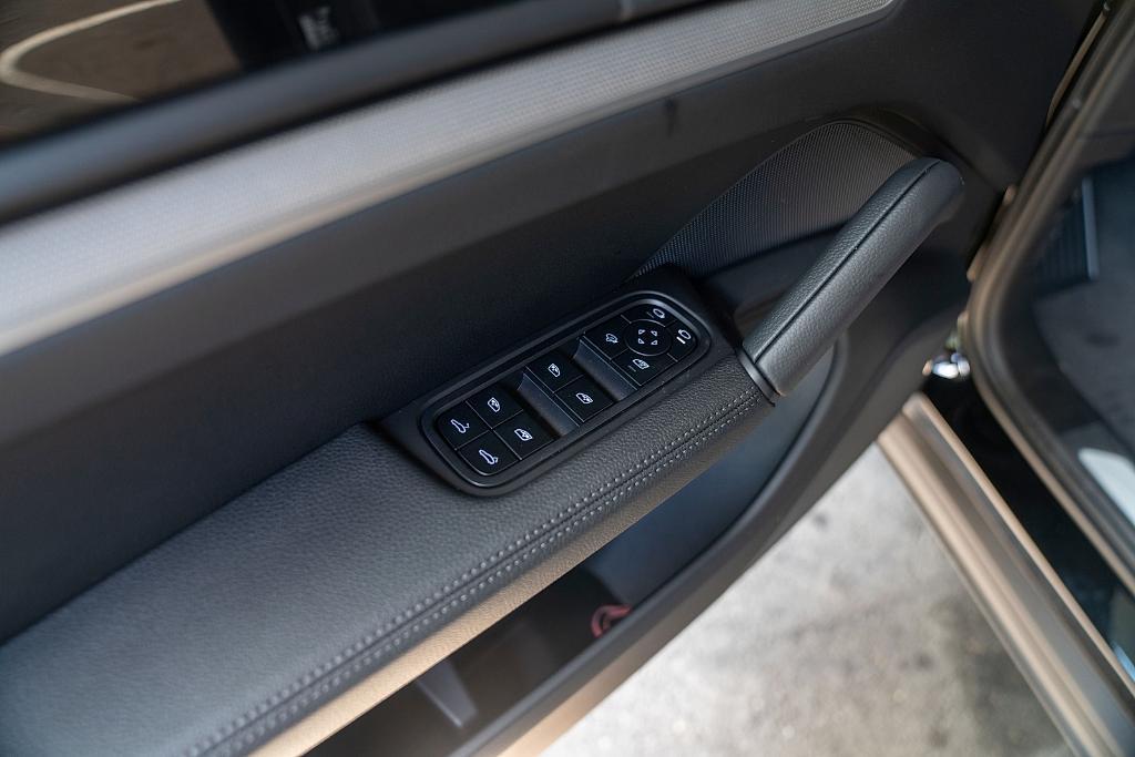 used 2025 Porsche Cayenne car, priced at $108,925