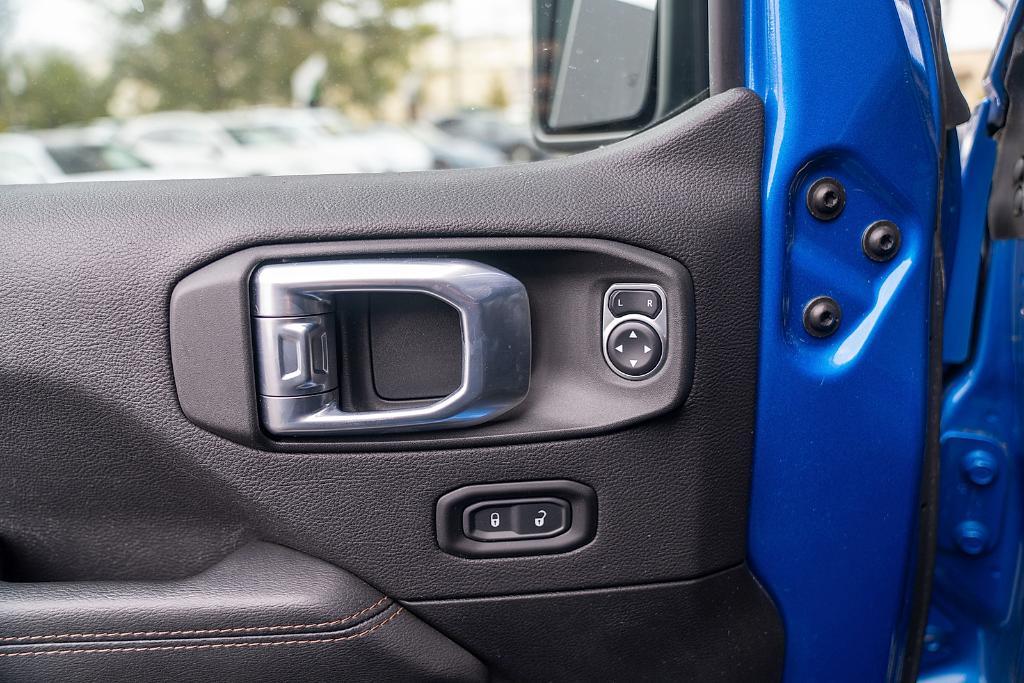 used 2021 Jeep Wrangler Unlimited car, priced at $54,900