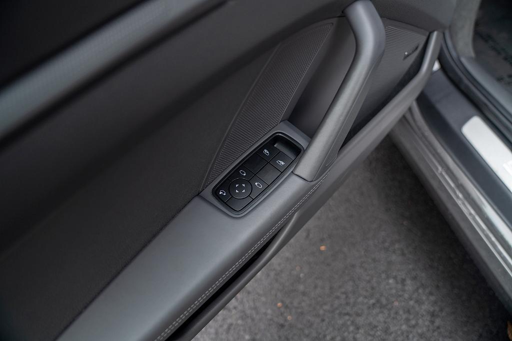 used 2022 Porsche 911 car, priced at $109,900