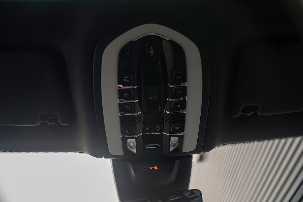 used 2025 Porsche Macan car, priced at $69,900