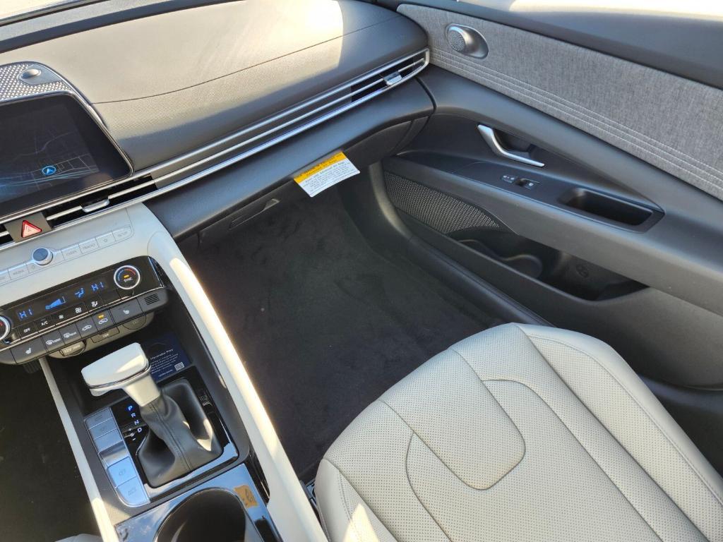 new 2026 Hyundai Elantra car, priced at $29,040