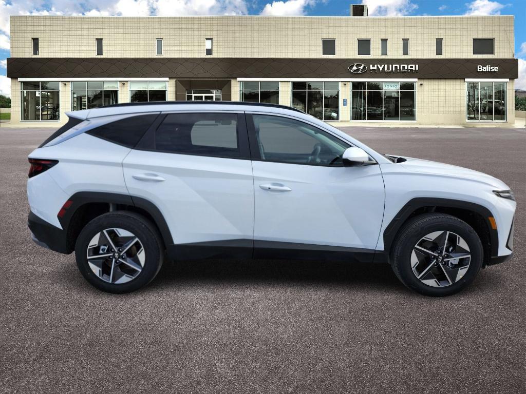 new 2026 Hyundai TUCSON Hybrid car, priced at $36,600