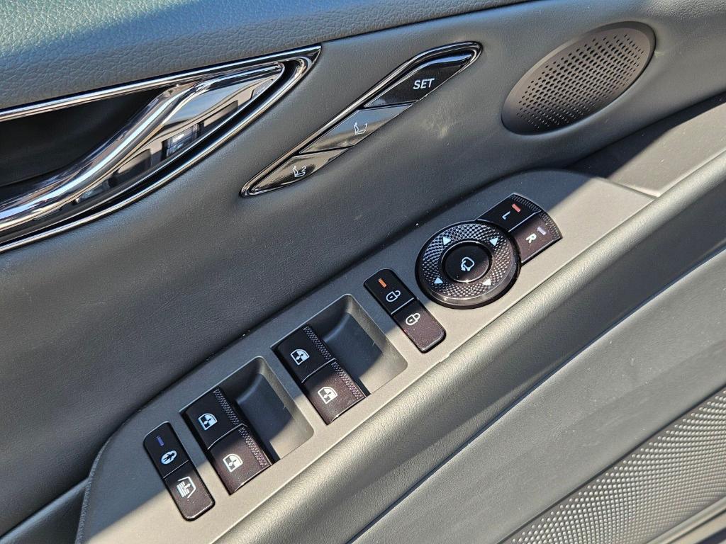 new 2026 Genesis G80 car, priced at $81,720