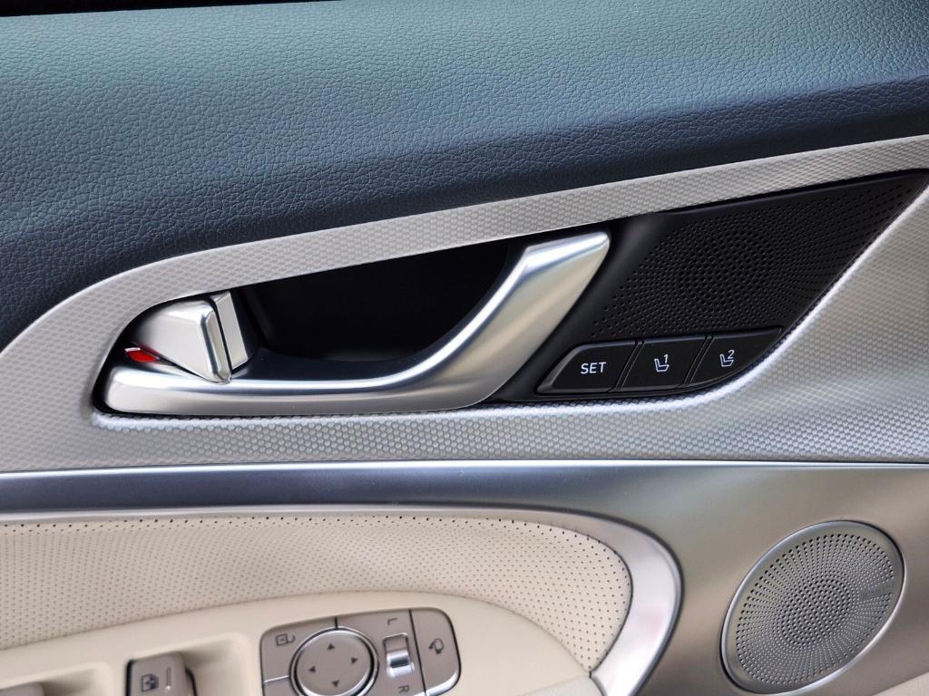 new 2026 Genesis G70 car, priced at $52,920