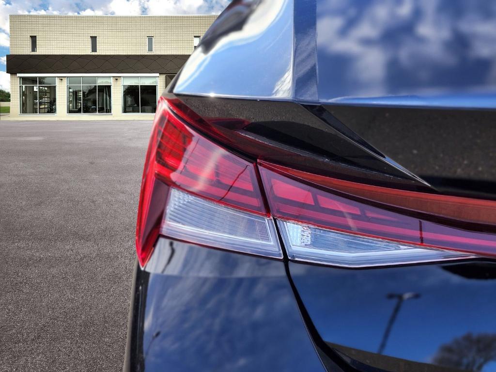 new 2026 Hyundai ELANTRA HEV car, priced at $31,725