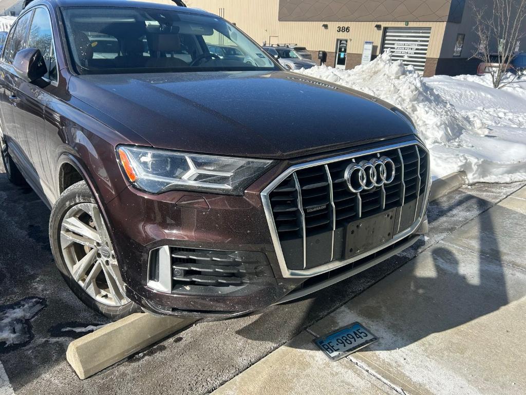 used 2020 Audi Q7 car, priced at $22,677