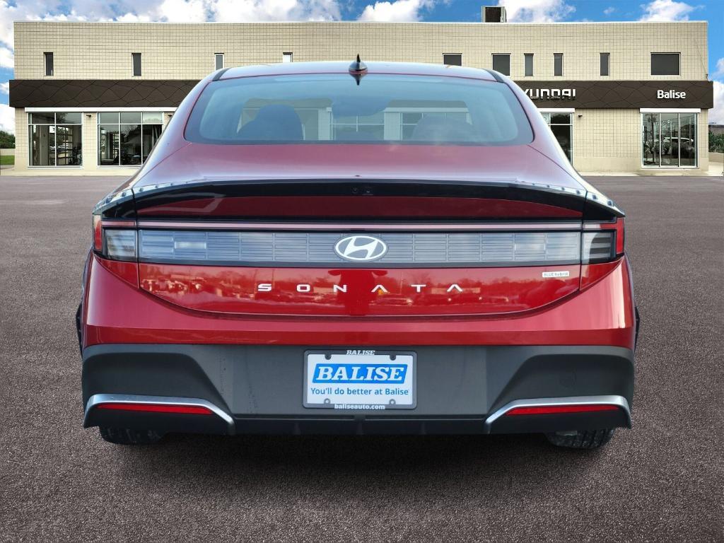 new 2026 Hyundai Sonata Hybrid car, priced at $31,400