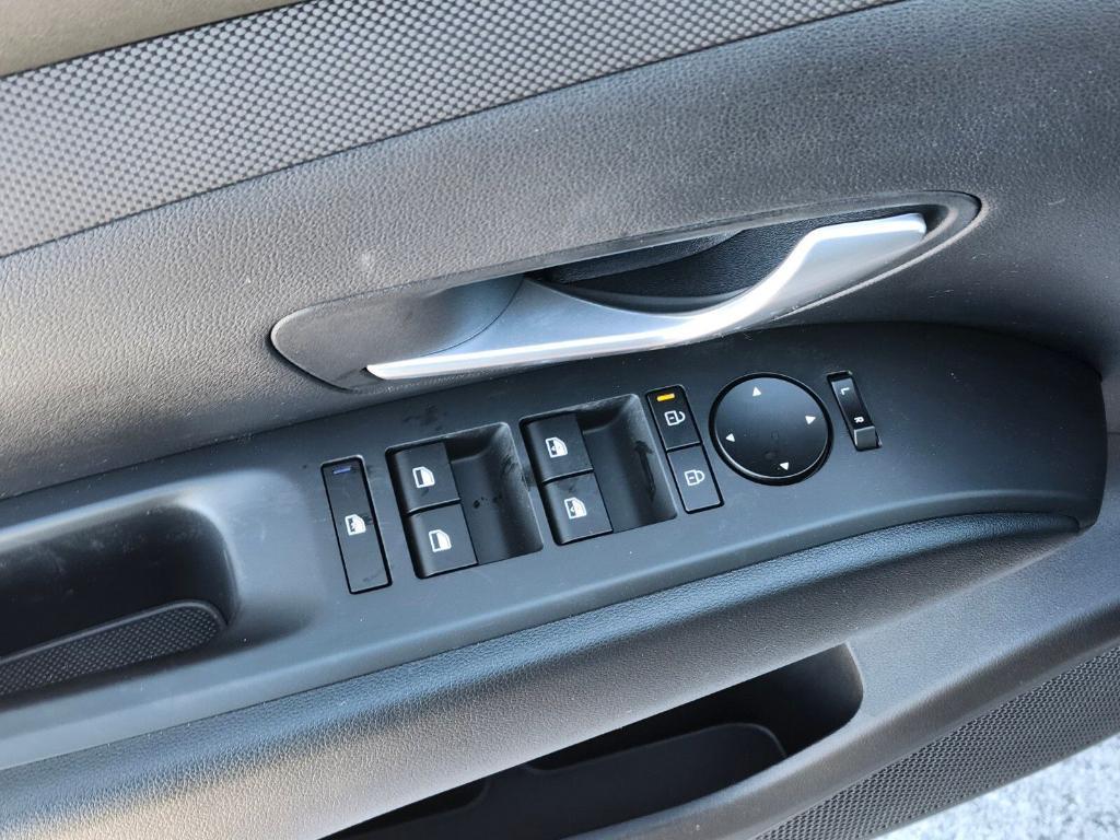 new 2026 Hyundai TUCSON Hybrid car, priced at $36,330