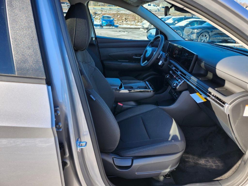 new 2026 Hyundai TUCSON Hybrid car, priced at $36,330