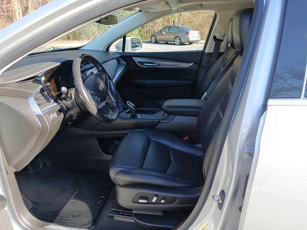 used 2019 Cadillac XT5 car, priced at $18,480