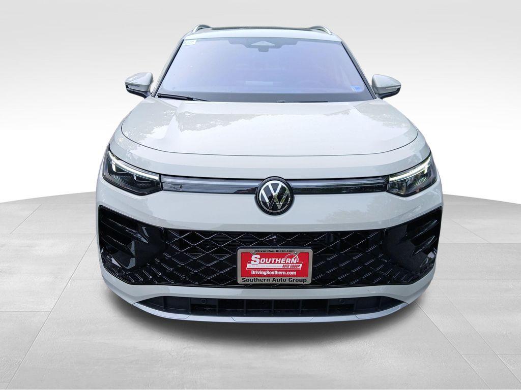 new 2026 Volkswagen Tiguan car, priced at $46,676