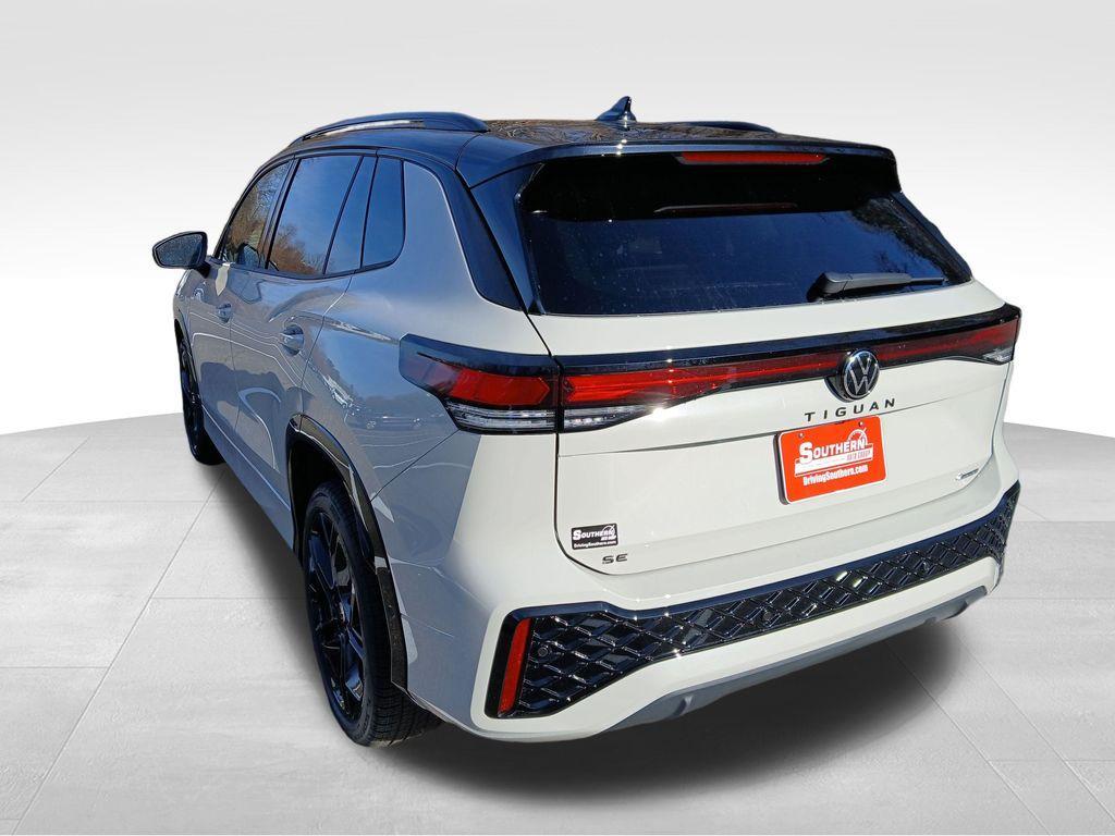 new 2026 Volkswagen Tiguan car, priced at $39,013