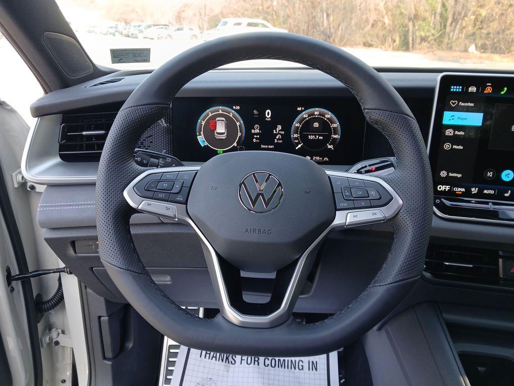 new 2026 Volkswagen Tiguan car, priced at $39,013