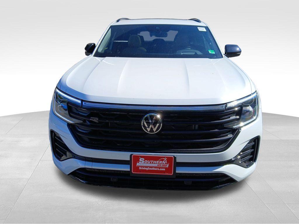new 2026 Volkswagen Atlas Cross Sport car, priced at $48,996