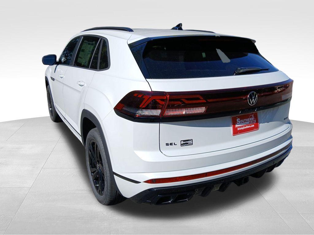 new 2026 Volkswagen Atlas Cross Sport car, priced at $48,996