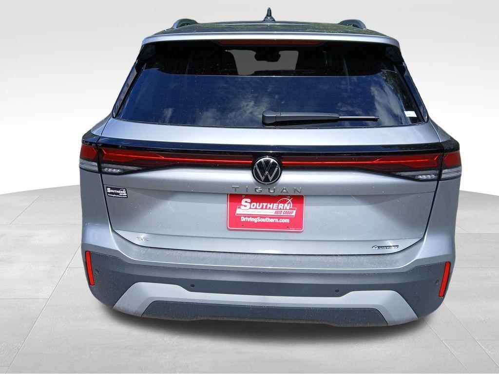new 2025 Volkswagen Tiguan car, priced at $32,105