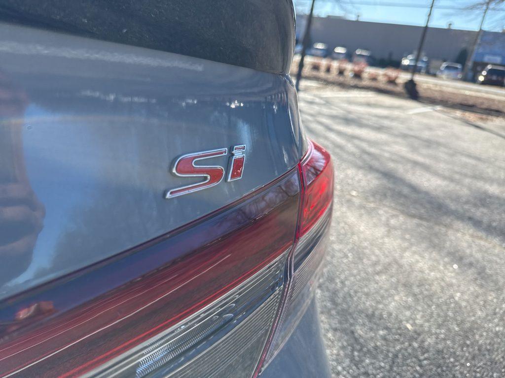 used 2026 Honda Civic Si car, priced at $32,278