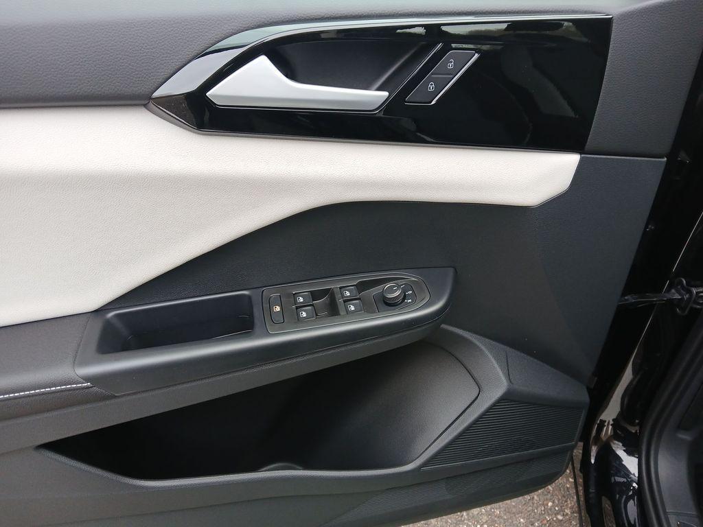 new 2026 Volkswagen Taos car, priced at $26,872