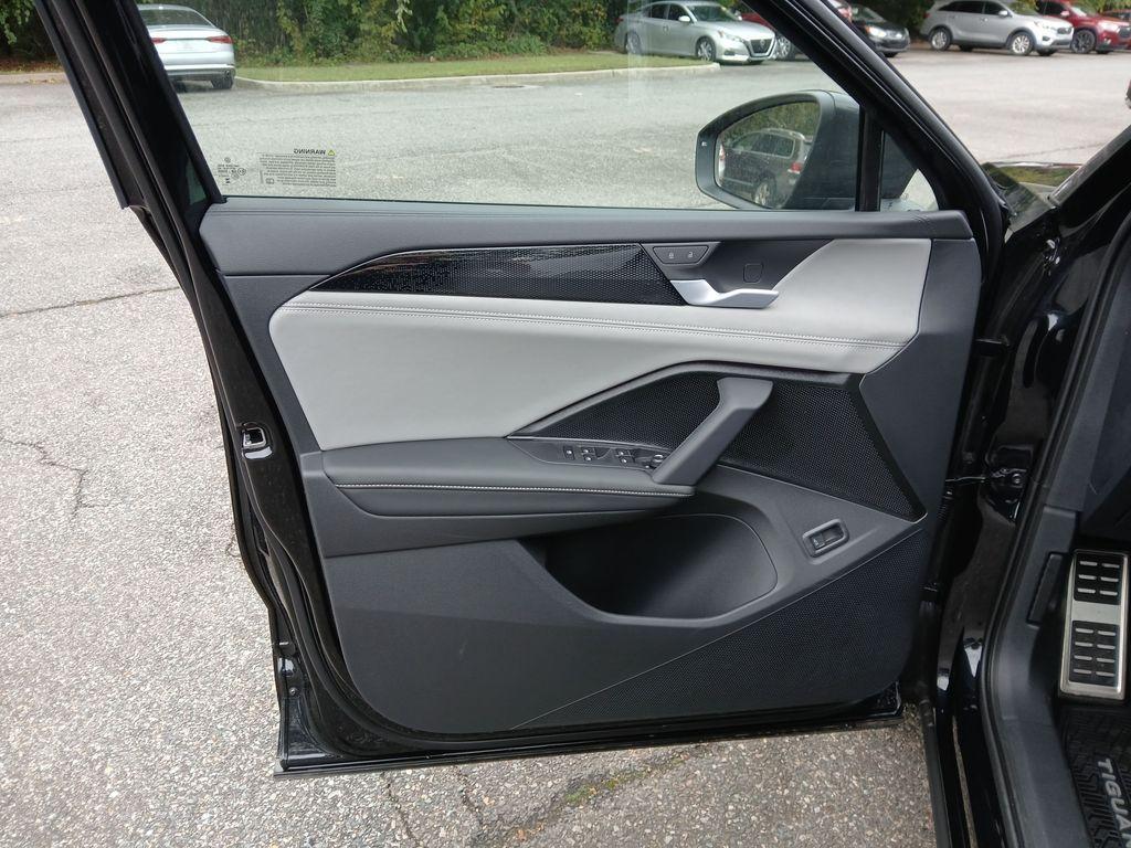 new 2026 Volkswagen Tiguan car, priced at $37,488