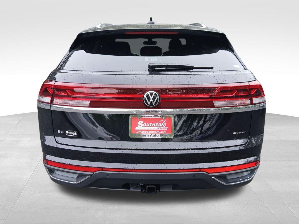 new 2026 Volkswagen Atlas Cross Sport car, priced at $44,580