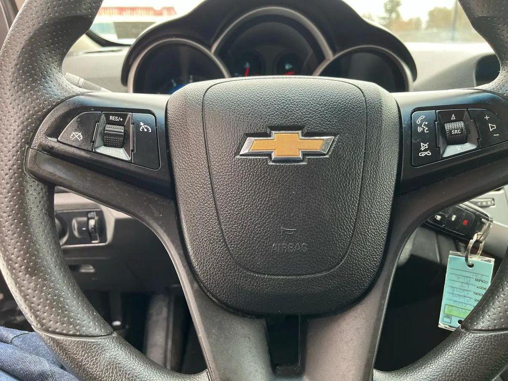 used 2016 Chevrolet Cruze Limited car, priced at $9,500