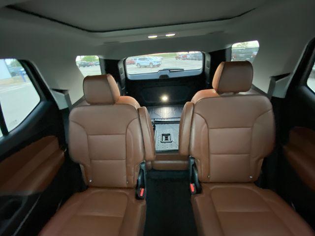 used 2021 Chevrolet Traverse car, priced at $35,893