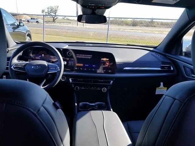 new 2026 Chevrolet Traverse car, priced at $43,980