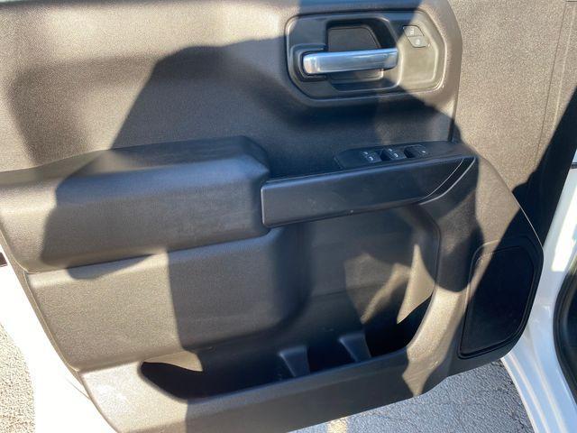 used 2022 GMC Sierra 1500 car, priced at $28,019