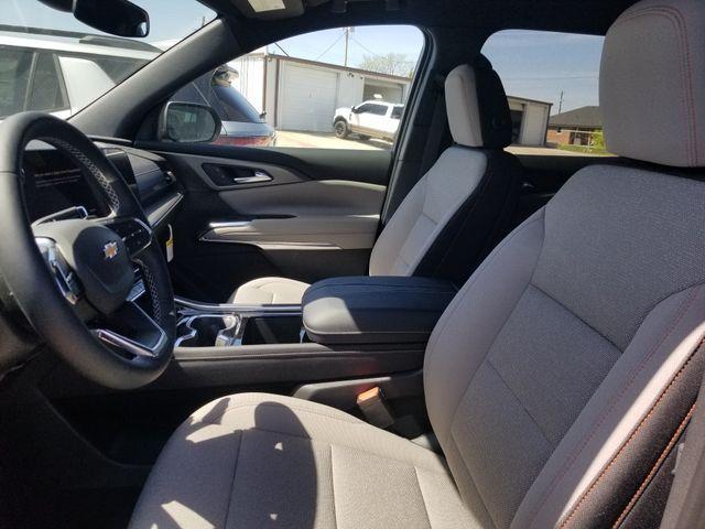 new 2026 Chevrolet Traverse car, priced at $42,295