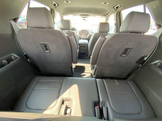 used 2023 Chevrolet Traverse car, priced at $33,414