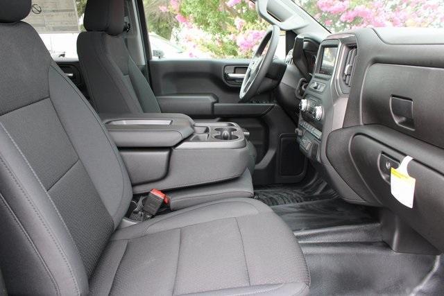 new 2025 GMC Sierra 1500 car, priced at $42,155