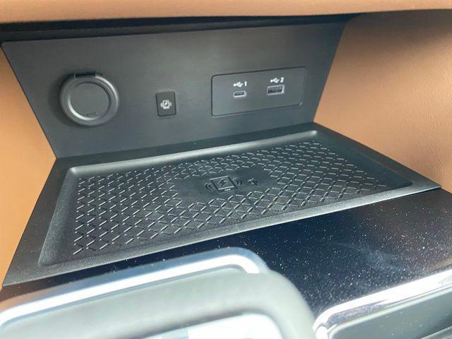 new 2025 Nissan Pathfinder car, priced at $46,713