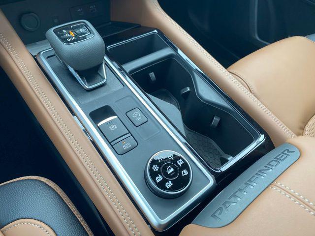 new 2025 Nissan Pathfinder car, priced at $46,713