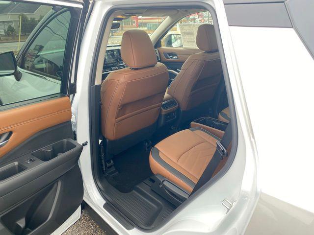 new 2025 Nissan Pathfinder car, priced at $46,713