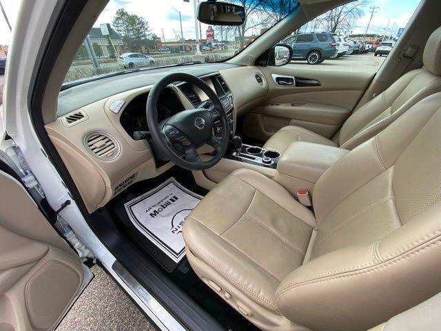 used 2016 Nissan Pathfinder car, priced at $13,900
