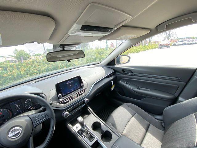 new 2025 Nissan Altima car, priced at $24,400