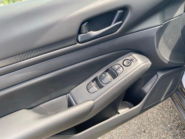 new 2025 Nissan Altima car, priced at $24,400