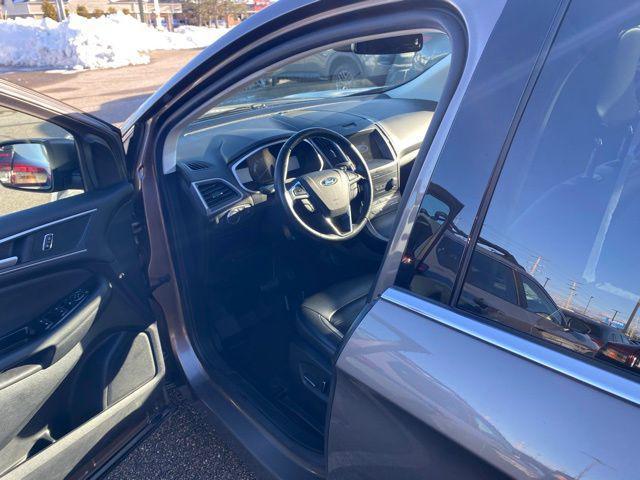 used 2019 Ford Edge car, priced at $14,192