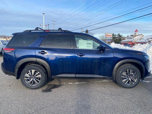 new 2025 Nissan Pathfinder car, priced at $36,806