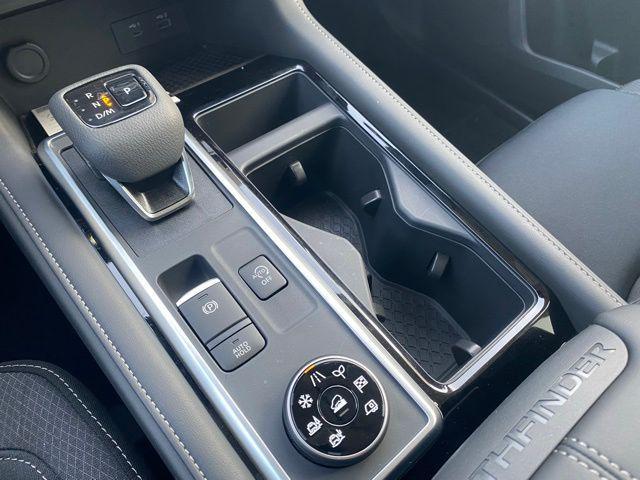 new 2025 Nissan Pathfinder car, priced at $36,806