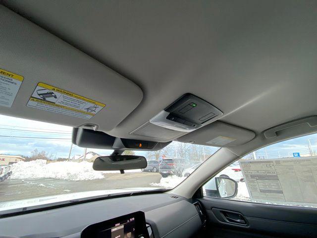 new 2025 Nissan Pathfinder car, priced at $36,712