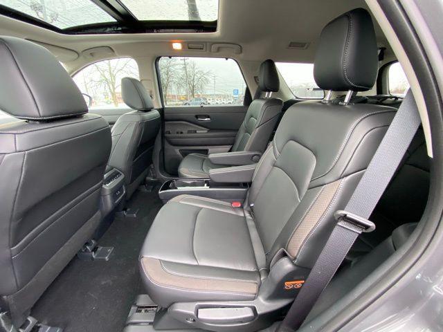 new 2025 Nissan Pathfinder car, priced at $42,332