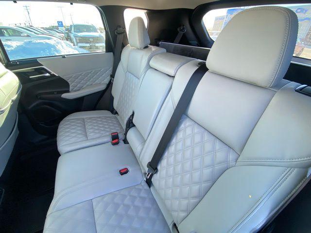 used 2023 Mitsubishi Outlander PHEV car, priced at $28,914