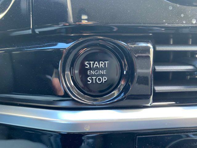 new 2025 Nissan Pathfinder car, priced at $34,300