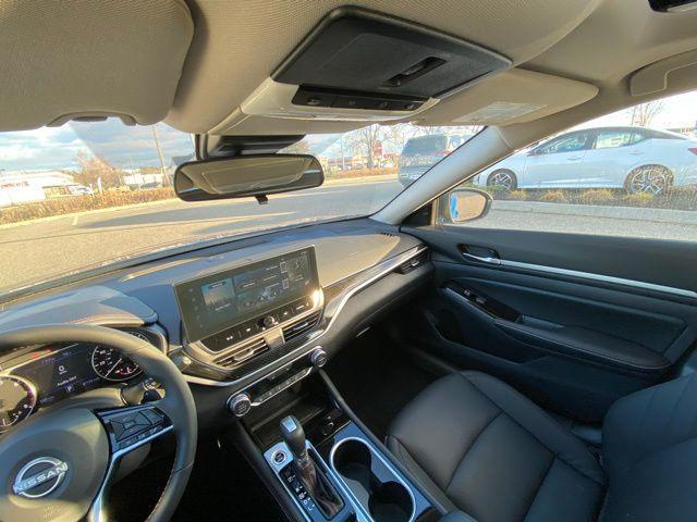 new 2025 Nissan Altima car, priced at $33,530