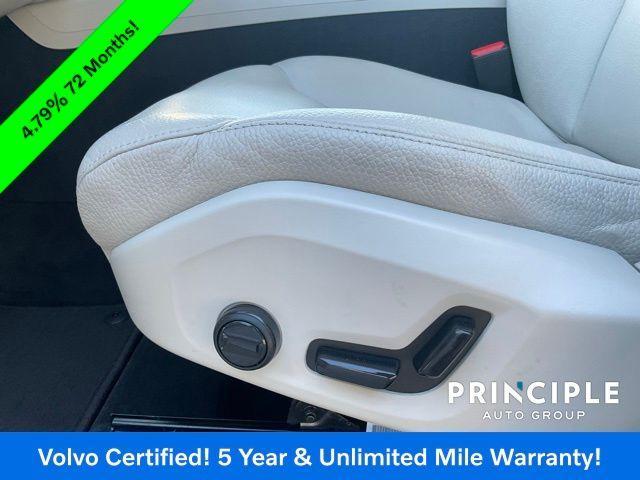 used 2023 Volvo XC60 car, priced at $35,962