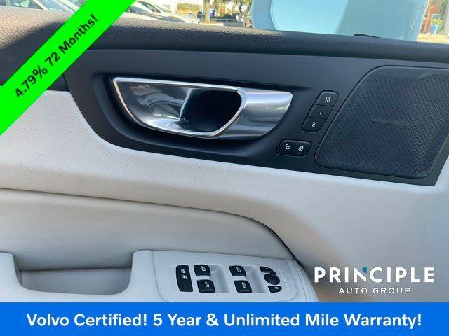 used 2023 Volvo XC60 car, priced at $35,962