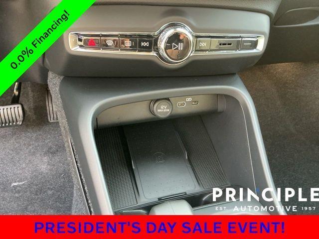 new 2026 Volvo XC40 car, priced at $45,795